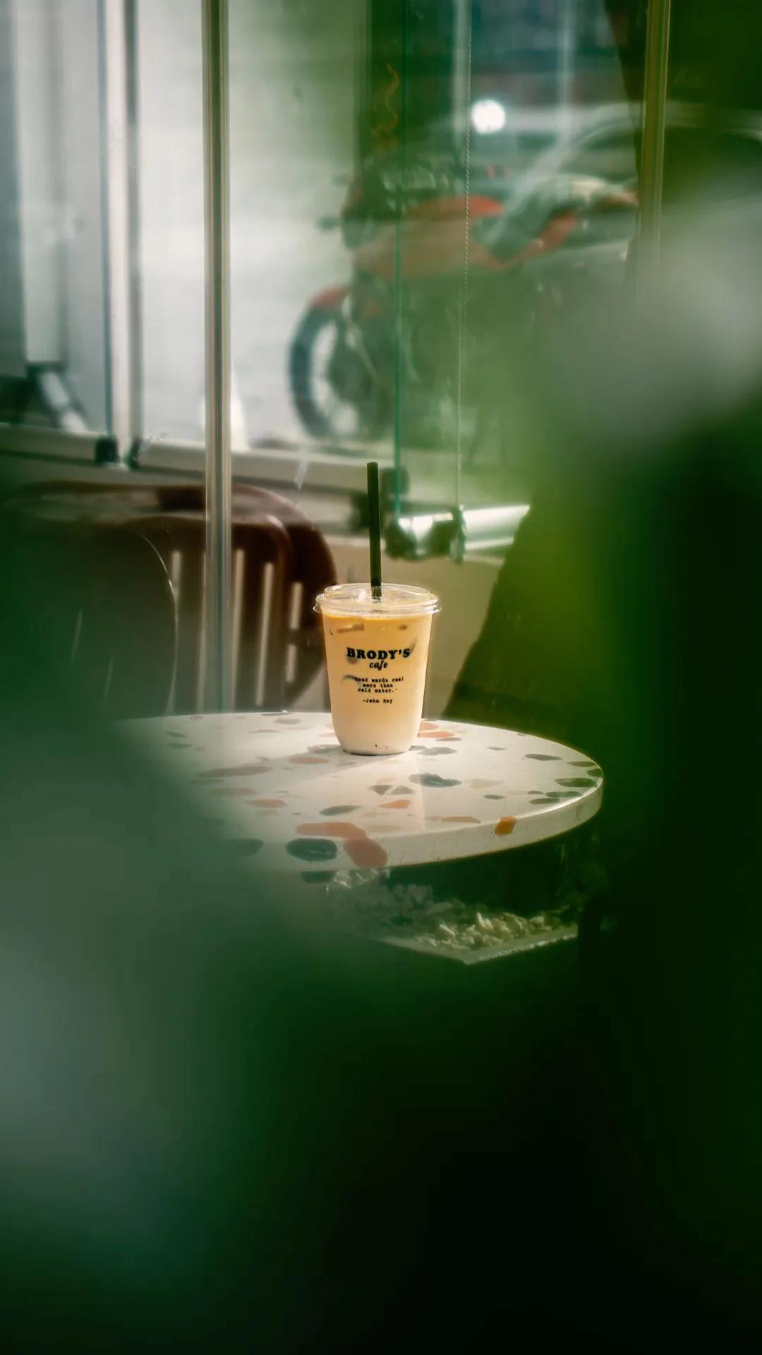 Lifestyle Photography example showing a product advertisement