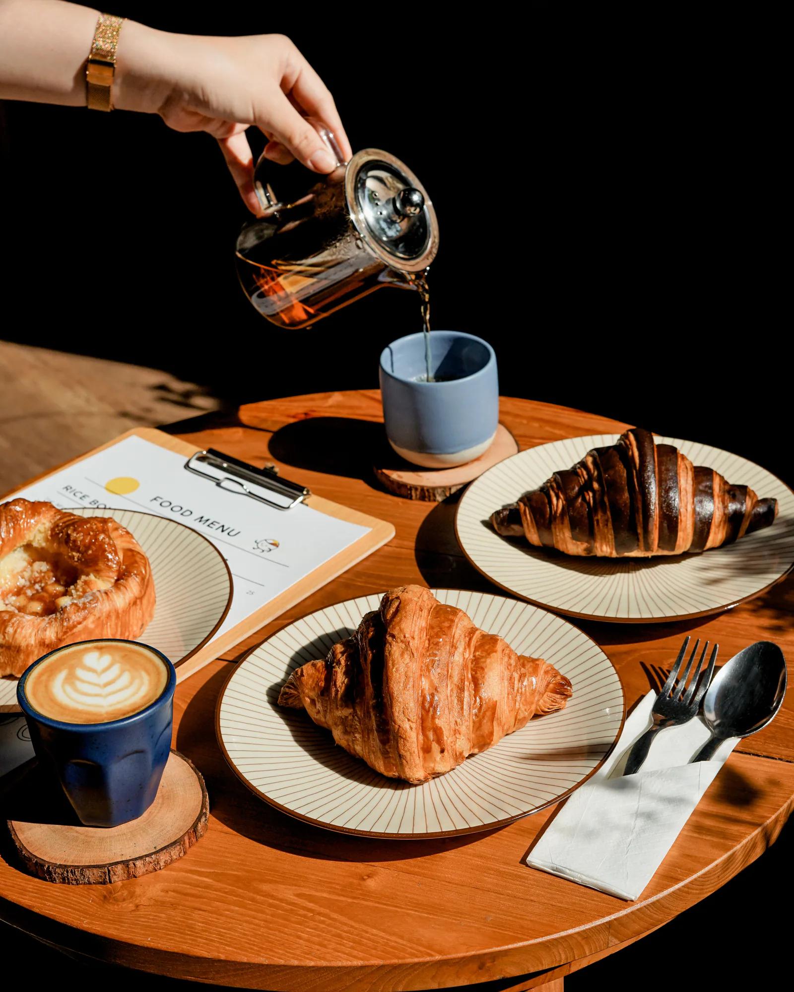 Lifestyle Photography example showing a editorial composition